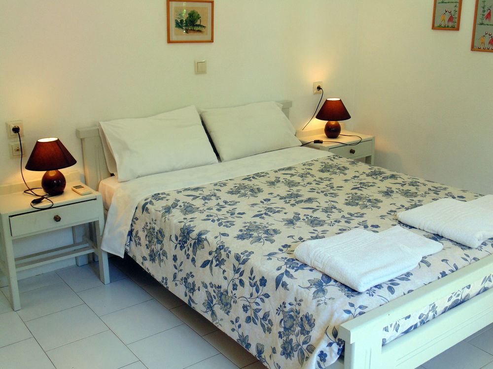 Terpsichori Villa And Apartments Kalamaki Extérieur photo